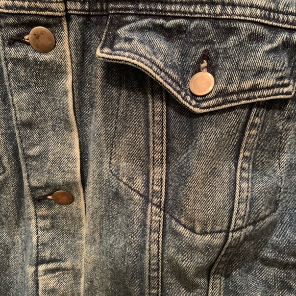 Jeans jacket - Picture 5 of 8